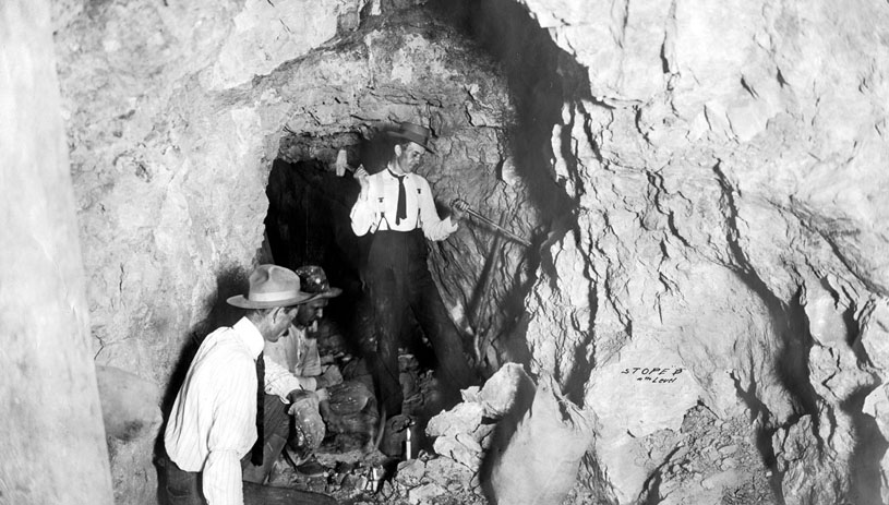 Copper Canyon Co. Mine on Horseshoe Mesa, circa 1907. NATIONAL PARK SERVICE