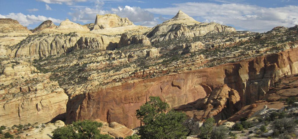 White navajo sandstone domes