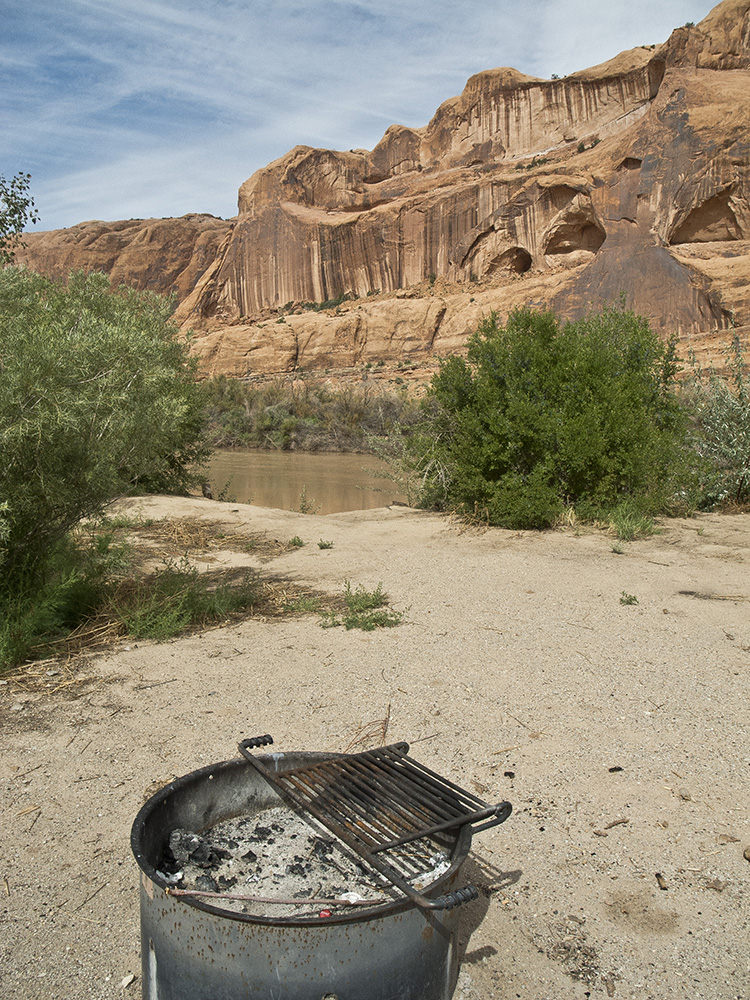 A campsite with access to the Colorado River at Kings Bottom Campground